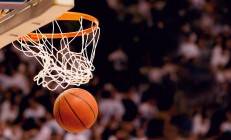 九游游戏-跨越时空的接管，当北京队一波流席卷爵士，德罗赞在欧冠半决赛封神