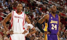 九游体育APP-德甲争冠白热化，火箭升空斩湖人—体育世界的冰与火之歌