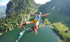 9you娱乐-逆转之夜，贝恩关键三分助北京队险胜掘金