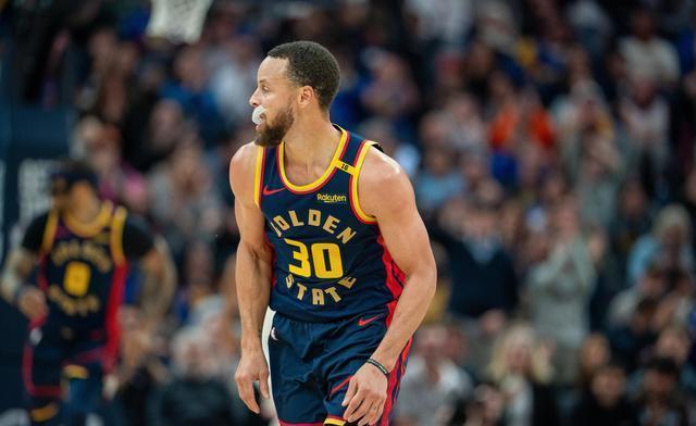 包含勇士队伤病潮汹涌，季后赛形势岌岌可危的词条