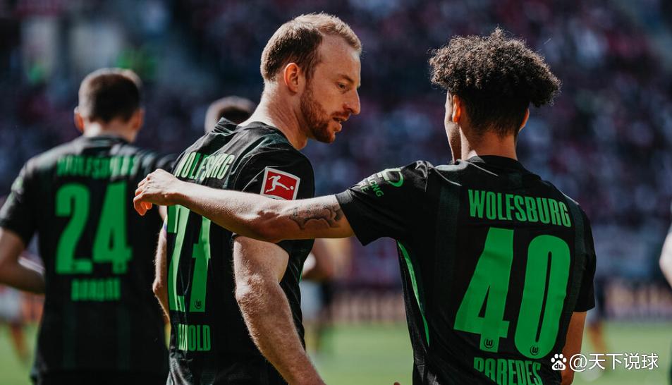 包含弗赖堡球队状态低迷，德甲保级岌岌可危的词条