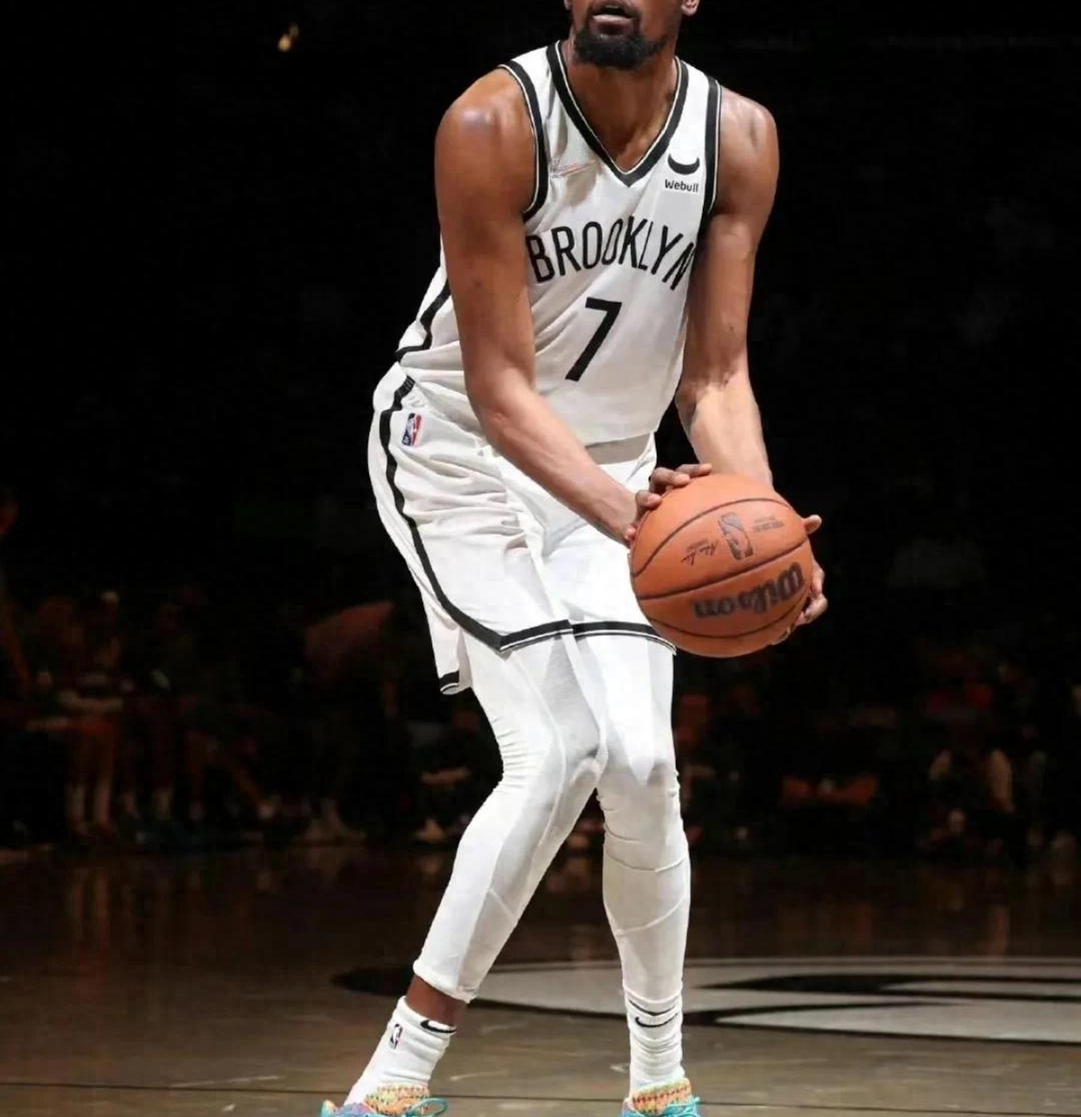 篮网球员单场狂砍三双,创造历史记录的简单介绍 篮网球员单场狂砍三双,创造历史记录的简单介绍