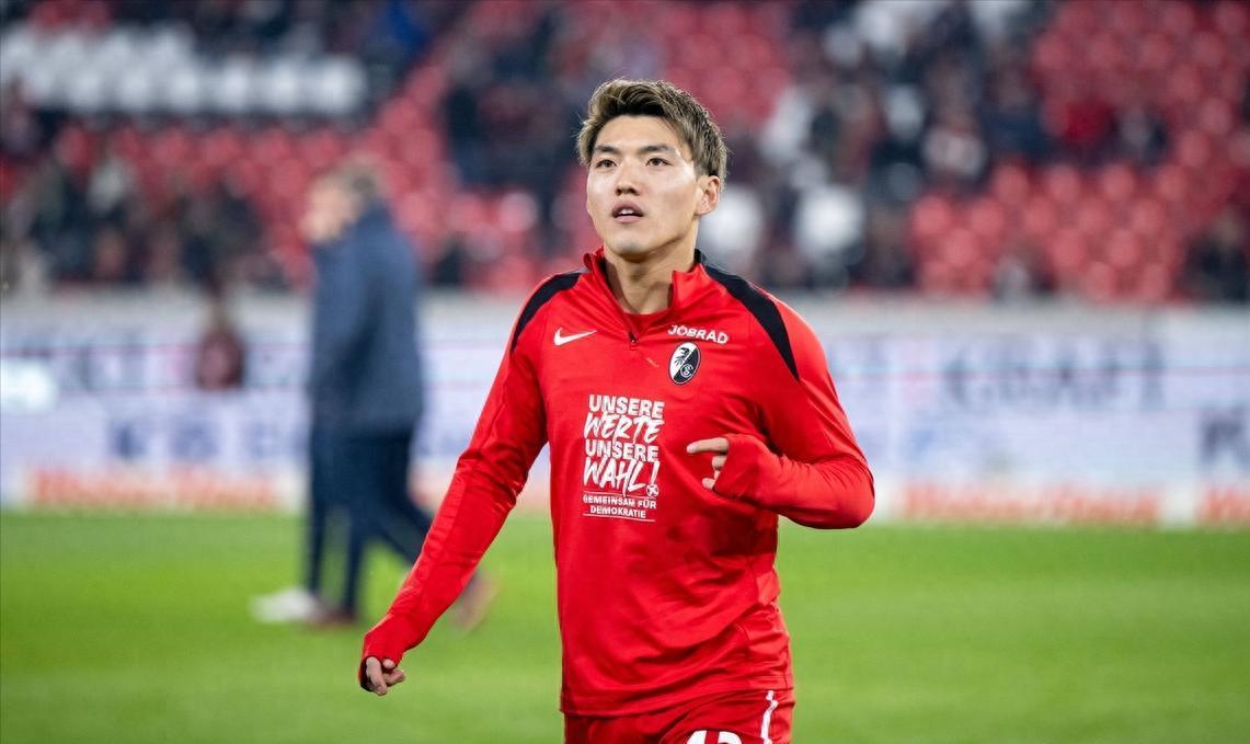 不莱梅队关键比赛胜利,瞄准升级目标的简单介绍 不莱梅队关键比赛胜利,瞄准升级目标的简单介绍