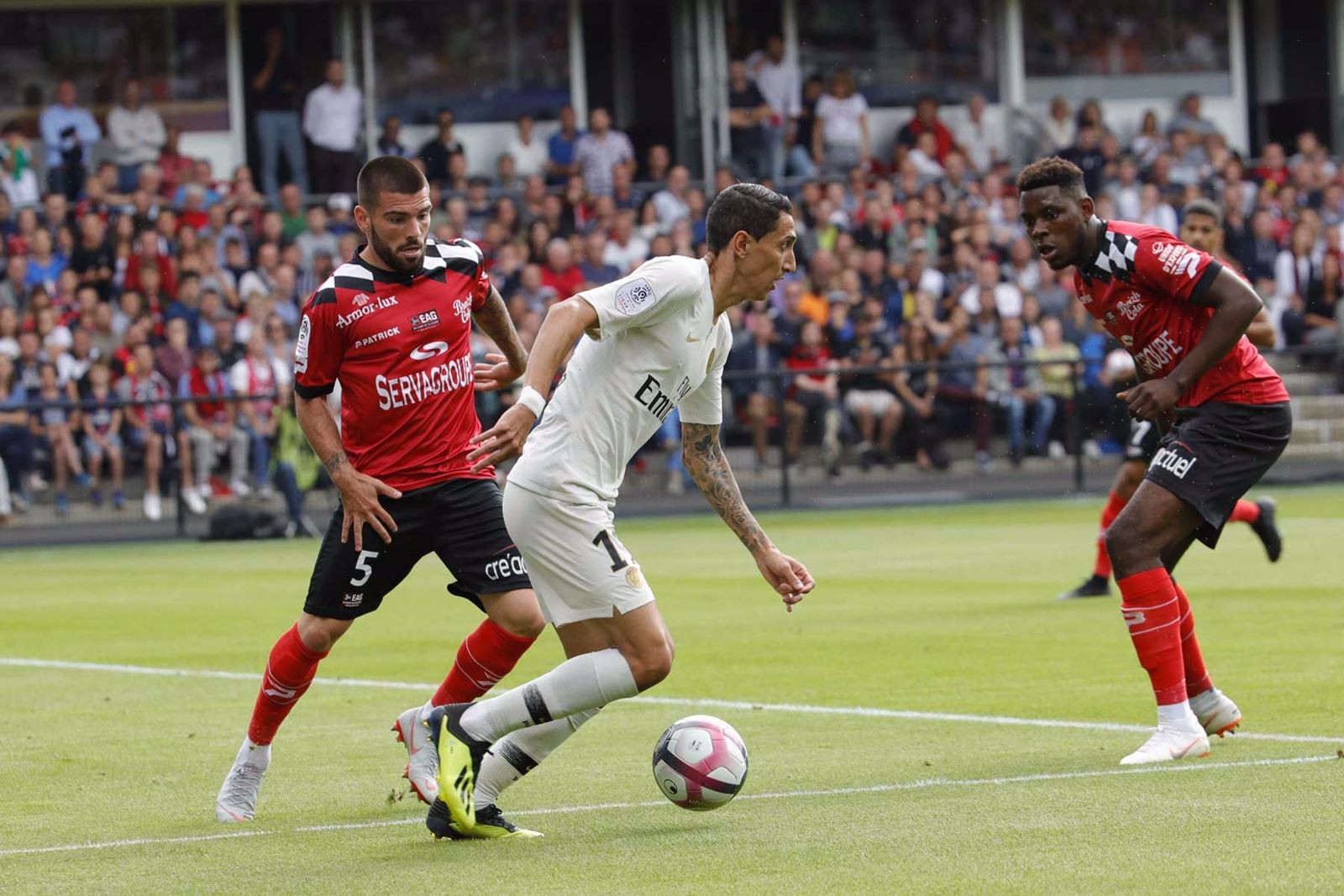 关于精彩绝伦！法甲精英盛装争霸的信息