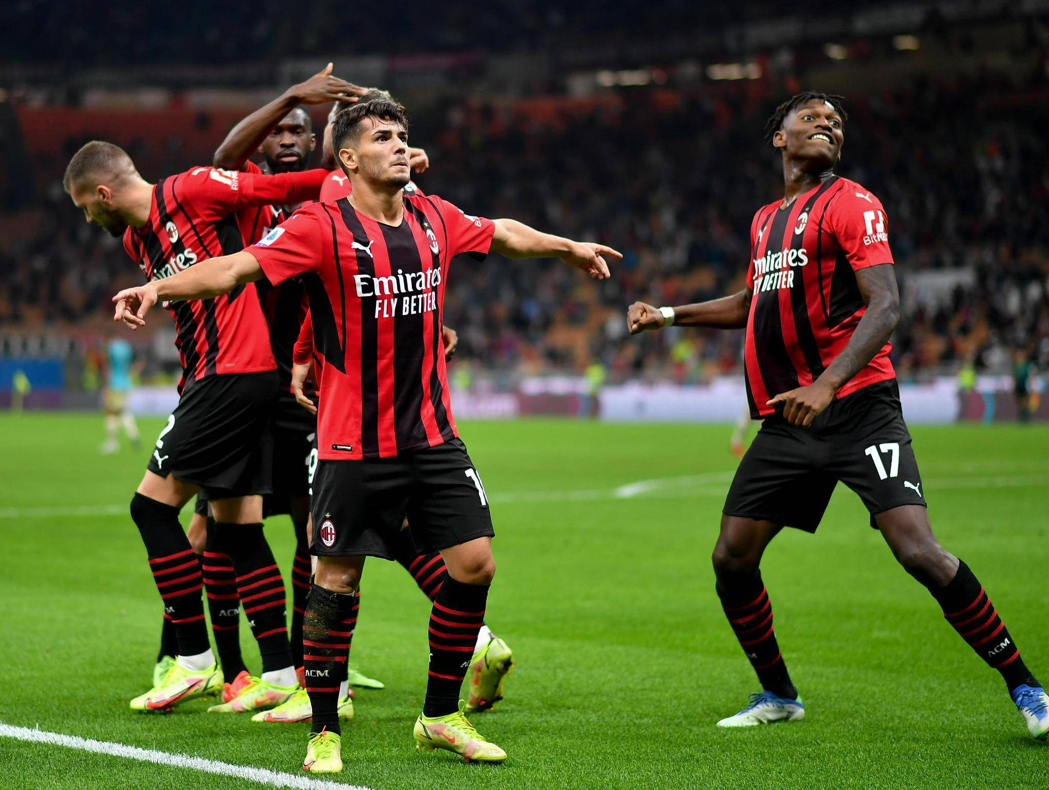 关于AC米兰实力抢眼,球队崛起争霸意甲的信息 关于AC米兰实力抢眼,球队崛起争霸意甲的信息