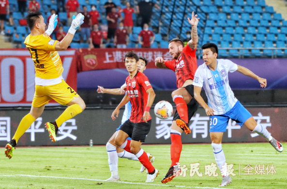 上港客场不敌泰达,近期连败 上港客场不敌泰达,近期连败