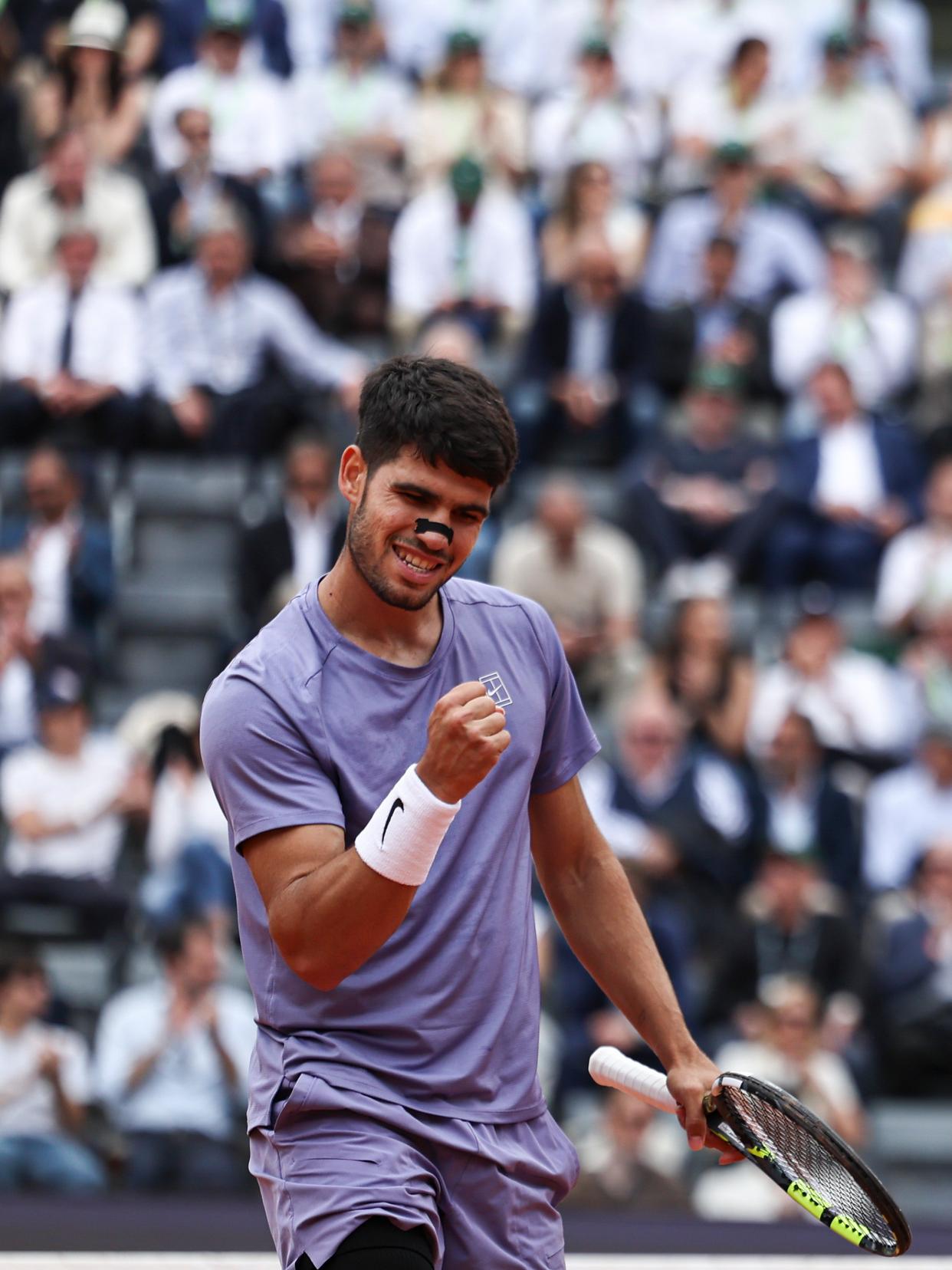 拉沃尔杯逆转ATP总决赛，阿尔卡拉斯点燃赛场的简单介绍